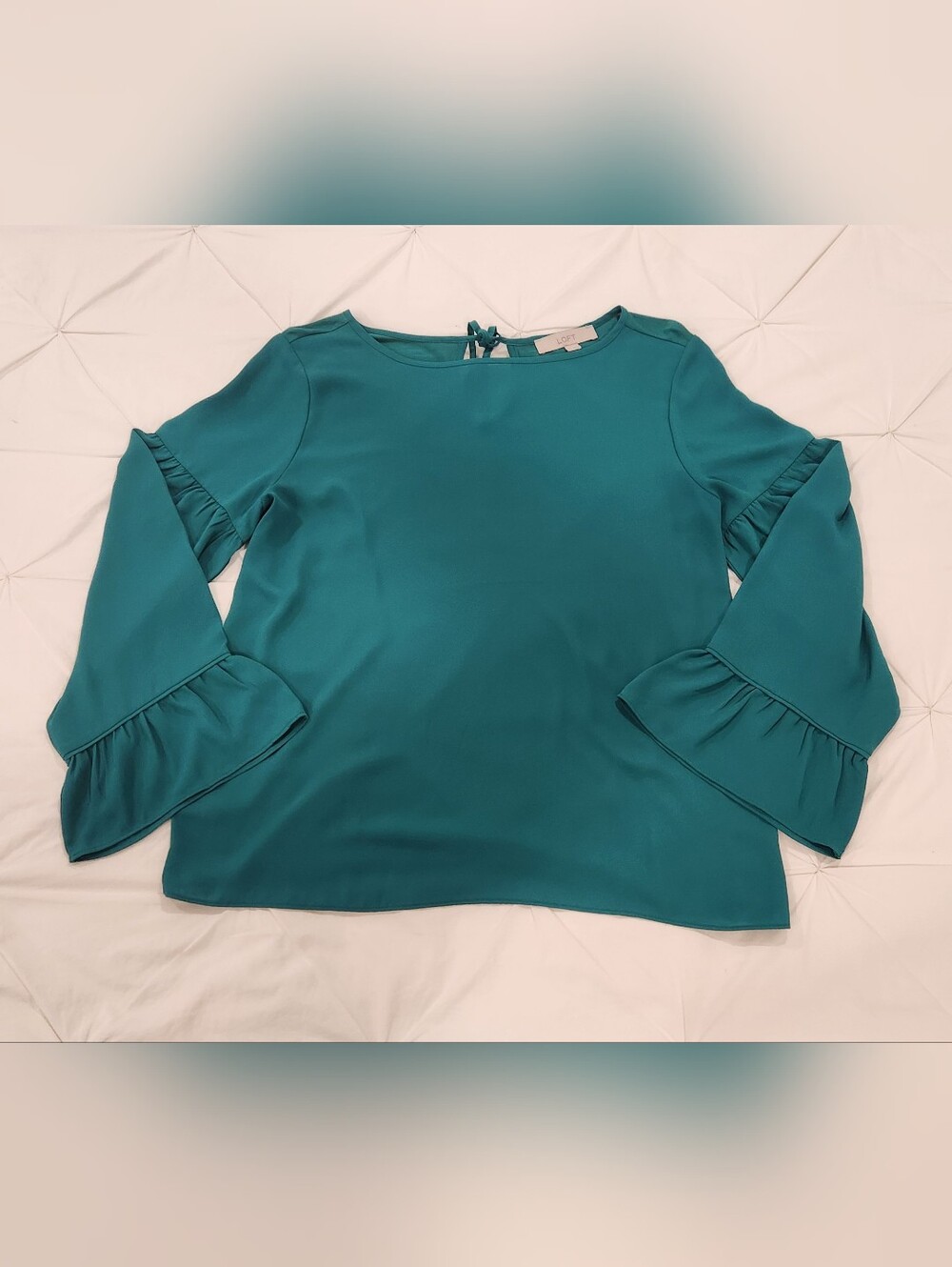 LOFT Bell Sleeve Emerald Green Blouse Size M - Picture 4 of 8